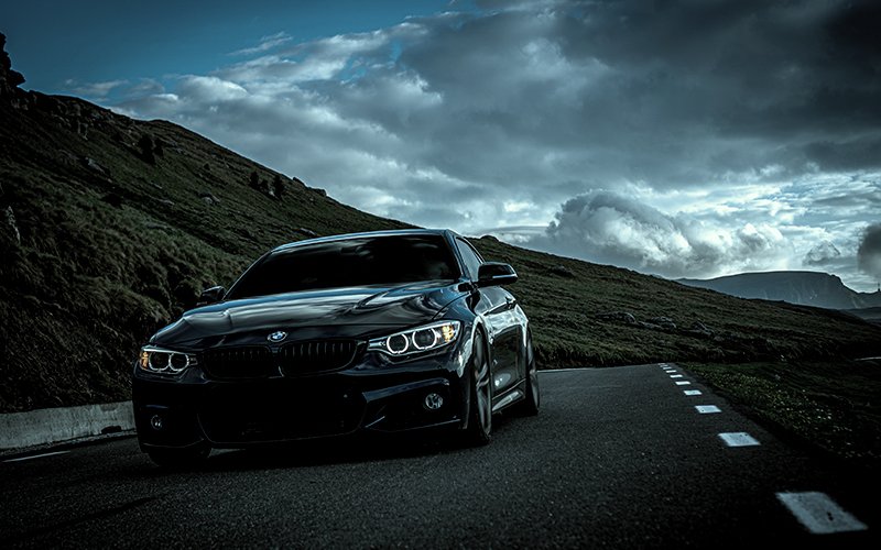 Avoyage- Black BMW image