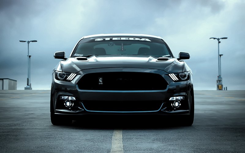 Avoyage- Ford Mustang Gt black